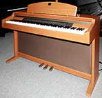 Yamaha-CLP-950C-c